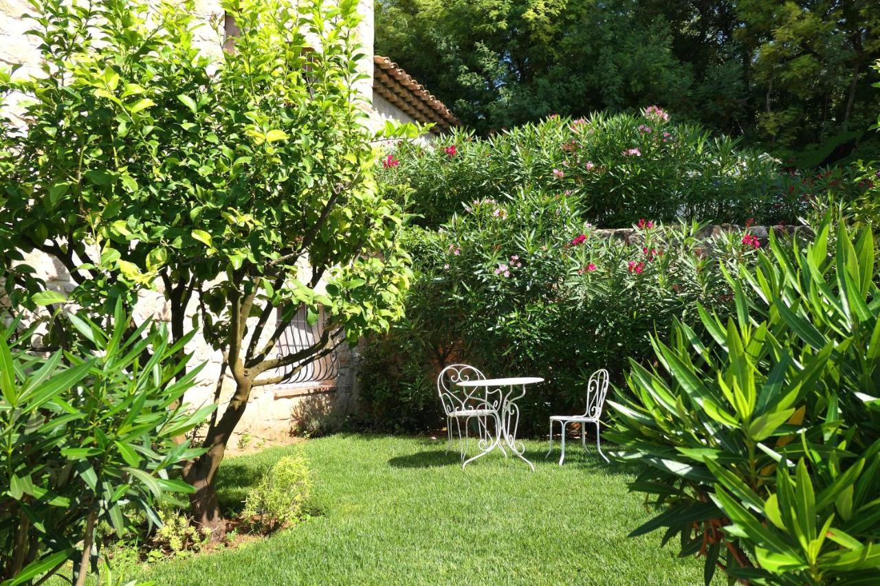 Gite Les Citronniers ว็องส์ ภายนอก รูปภาพ